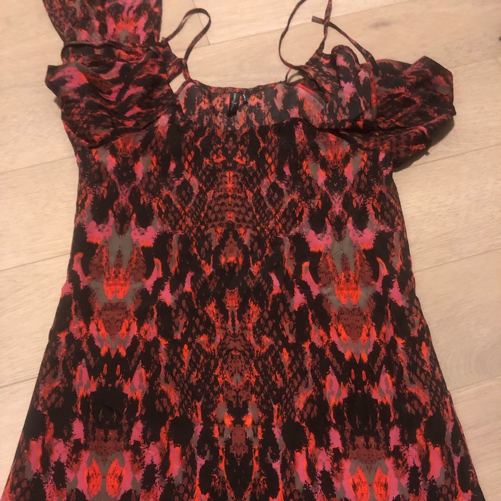 Marciano Sz S
Bathing suit cover up or tunic!